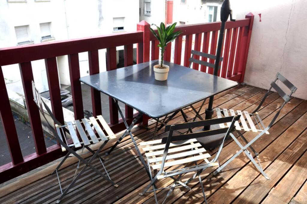Duplex avec belle térasse au centre de Bayonne Apartamento Exterior foto